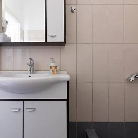 Sardis بيت ضيافة 3*