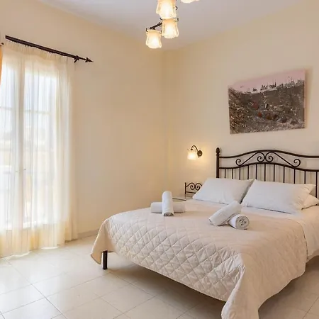 Sardis 3* Kímolosz