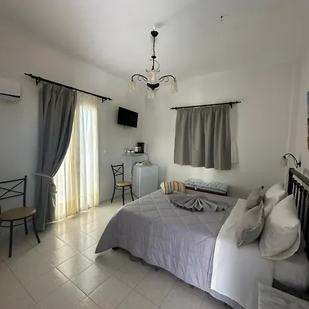 Sardis بيت ضيافة