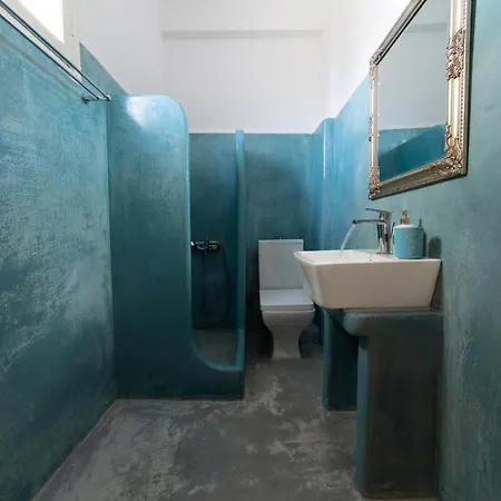 Sardis Guest house *